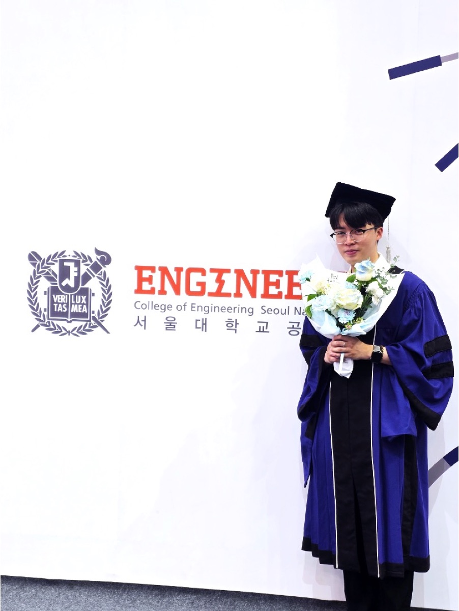 Kyuhwan Shim at graduation